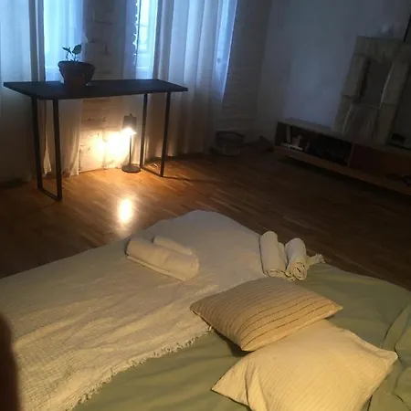 Oasis-central Apartament For Untold Apartman